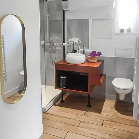 Maison Plein Pied Avec Place De Parking, Jardin Clos Et Terrasse Exterieure, Quartier Calme Proche Centre Proche Gare, Capacite 4 Personnes * Béthune