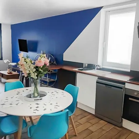 Дом отдыха Maison Plein Pied Avec Place De Parking, Jardin Clos Et Terrasse Exterieure, Quartier Calme Proche Centre Proche Gare, Capacite 4 Personnes