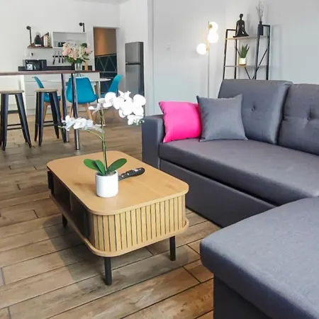 Maison Plein Pied Rénovée Proche Gare Capacité 4 Personnes Сasa de vacaciones Béthune