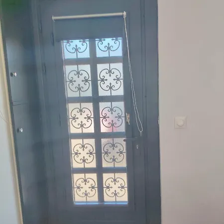 Parking, Jardin Clos Et Terrasse Exterieure, Maison Plein Pied Bethune, Quartier Calme Proche Centre Ville, Proche Gare, Capacite 4 Personnes * Béthune