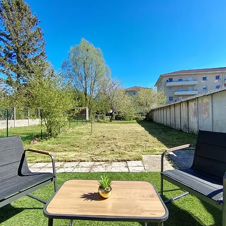 Parking, Jardin Clos Et Terrasse Exterieure, Maison Plein Pied Bethune, Quartier Calme Proche Centre Ville, Proche Gare, Capacite 4 Personnes Dom wakacyjny Béthune