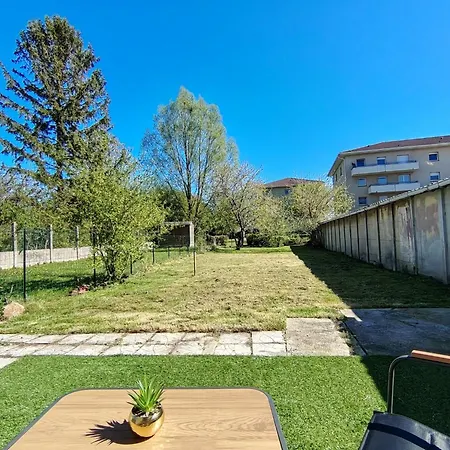 Parking, Jardin Clos Et Terrasse Exterieure, Maison Plein Pied Bethune, Quartier Calme Proche Centre Ville, Proche Gare, Capacite 4 Personnes Béthune