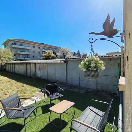 Дом отдыха Maison Plein Pied Avec Place De Parking, Jardin Clos Et Terrasse Exterieure, Quartier Calme Proche Centre Proche Gare, Capacite 4 Personnes Бетюн